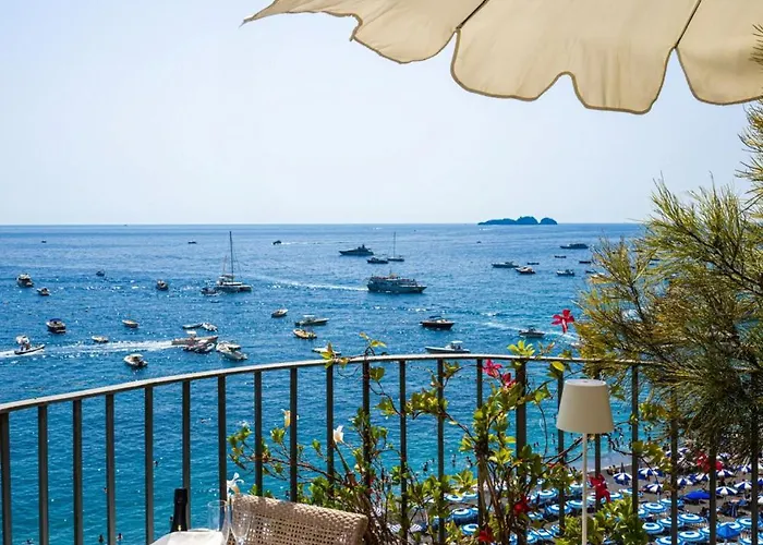 Bed and breakfast Breathtaking With Sea View In The Heart Of