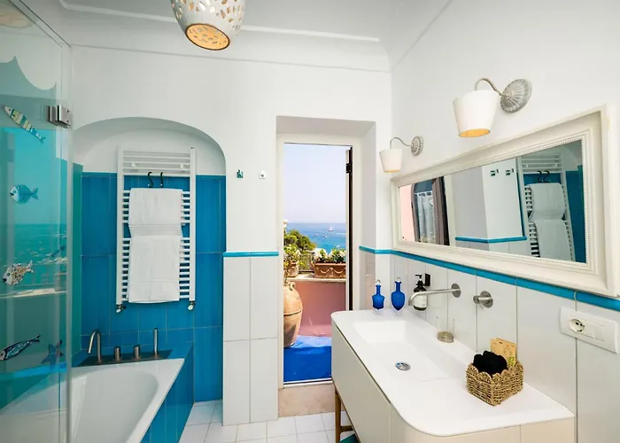 Panzió Breathtaking With Sea View In The Heart Of